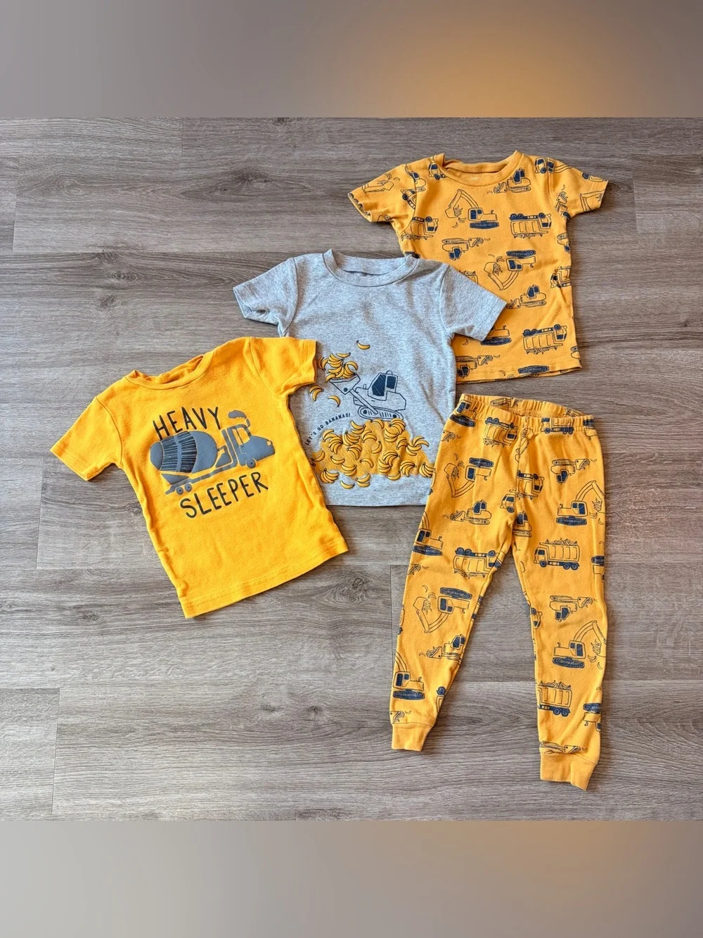 Carter's toddler boys pajama set